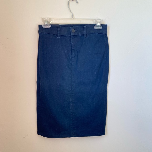J Brand • Willa High Rise Denim Pencil skirt - Picture 2 of 9